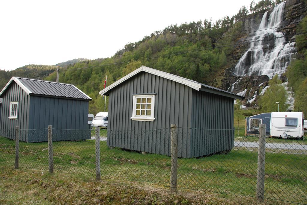 Tvinde Camping Hotell Skulestadmo Exteriör bild